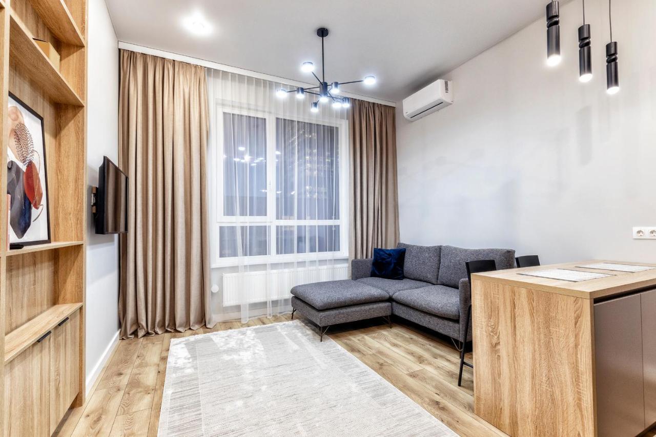 Aura Business Class Apartment Αστάνα Εξωτερικό φωτογραφία
