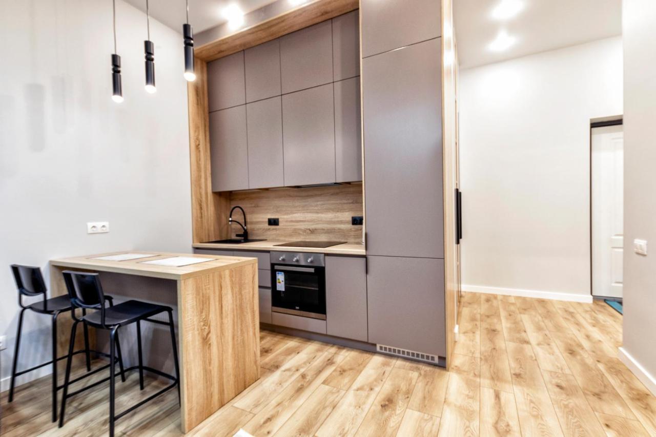 Aura Business Class Apartment Αστάνα Εξωτερικό φωτογραφία