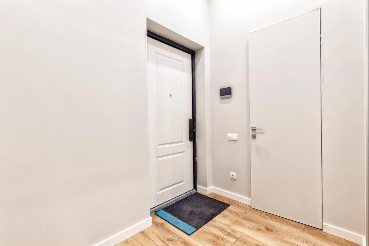 Aura Business Class Apartment Αστάνα Εξωτερικό φωτογραφία