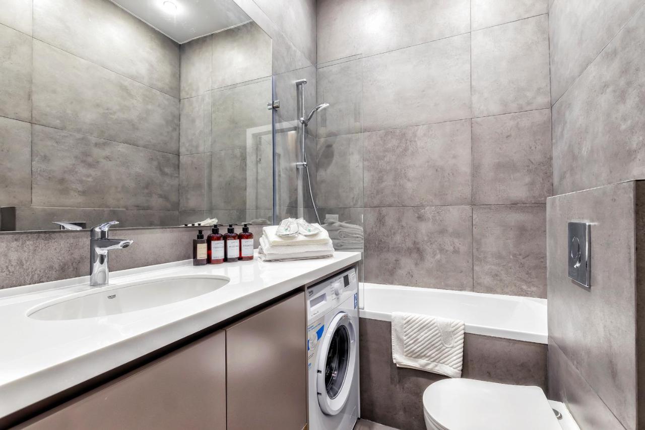 Aura Business Class Apartment Αστάνα Εξωτερικό φωτογραφία