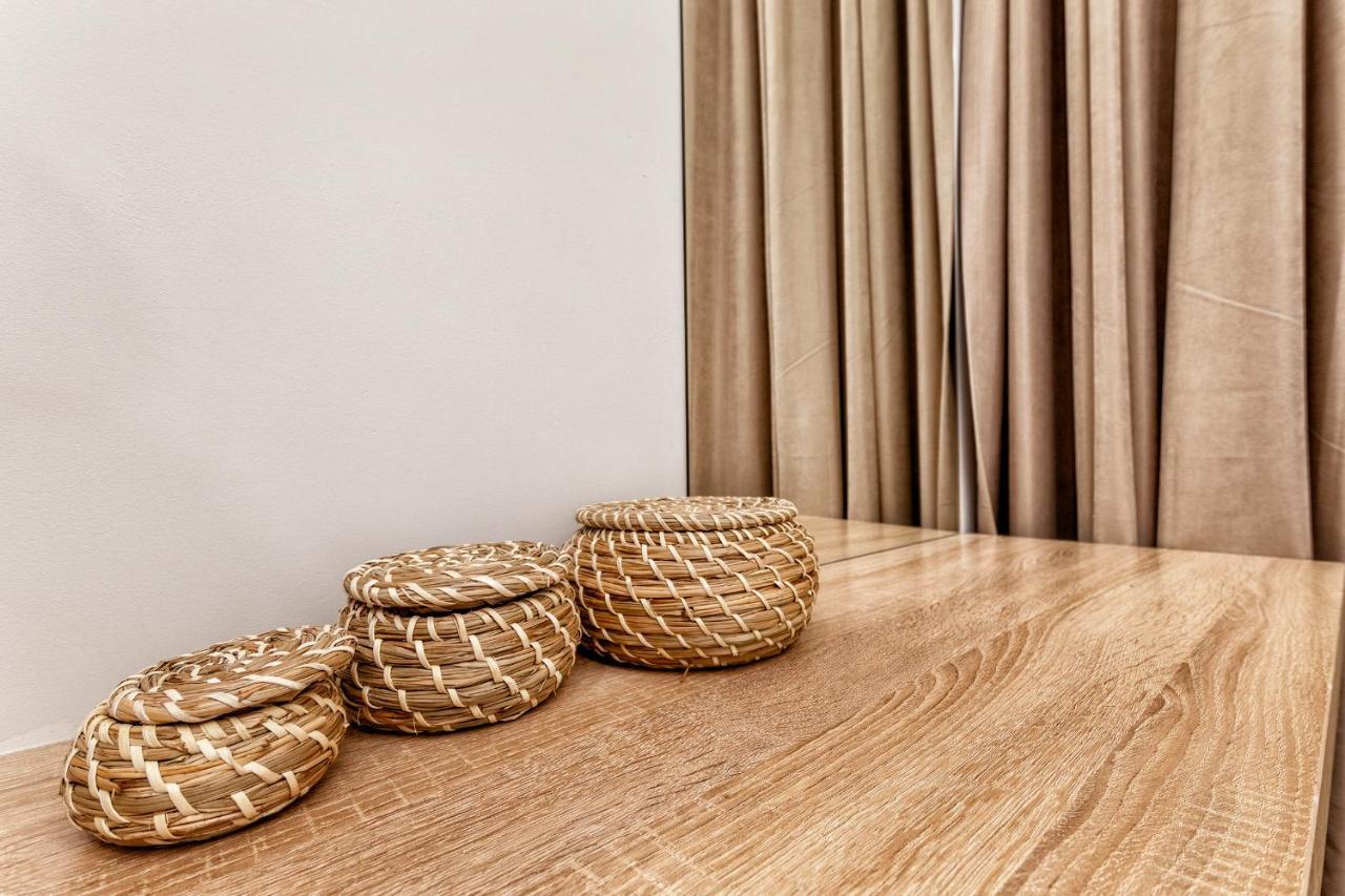 Aura Business Class Apartment Αστάνα Εξωτερικό φωτογραφία
